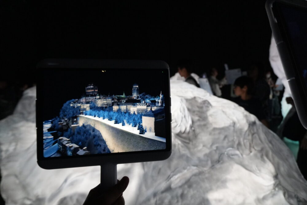 大阪万博のカナダ館のパビリオン内AR体験の写真