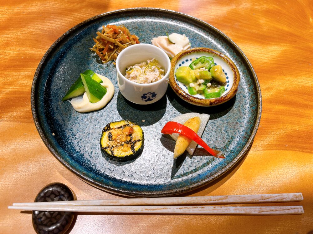 K庵のランチ前菜の写真